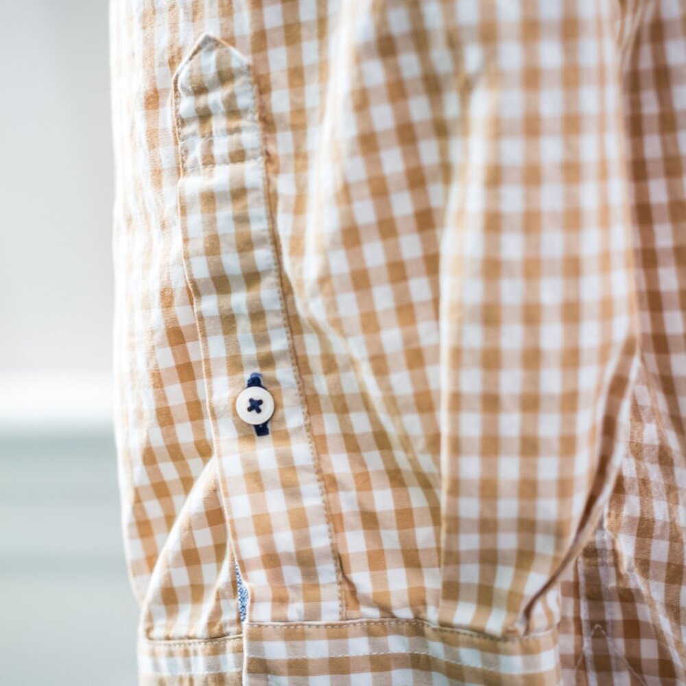 Tommy Hilfiger Men’s XL Classic Fit Gingham Button Down Tan White - Picture 5 of 11